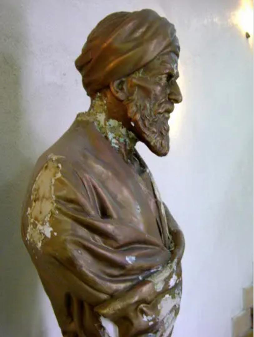 عمل ١